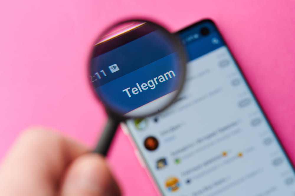 spy on telegram messages